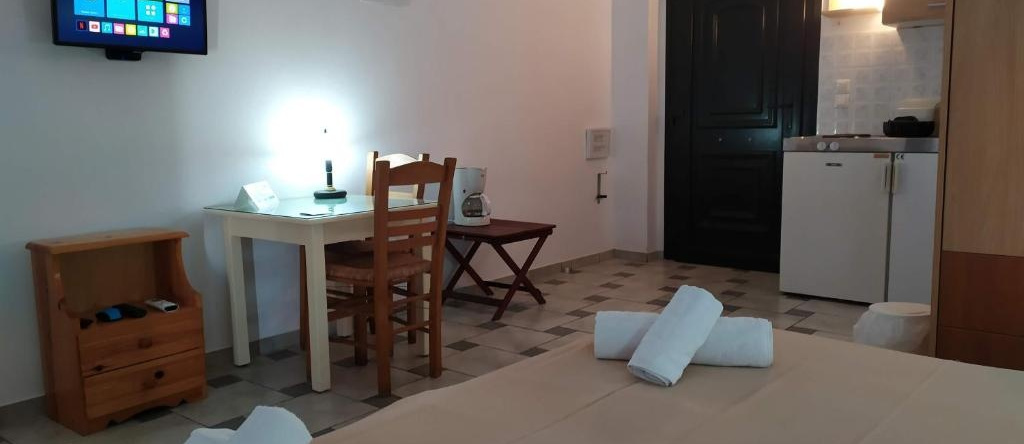 Armenistis View Studios, Armenistis — photo 1
