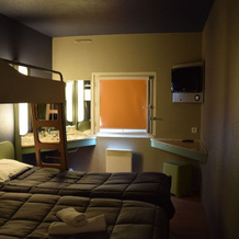 Hotel Design Booking, Вильнев-ле-Руа — фото 5