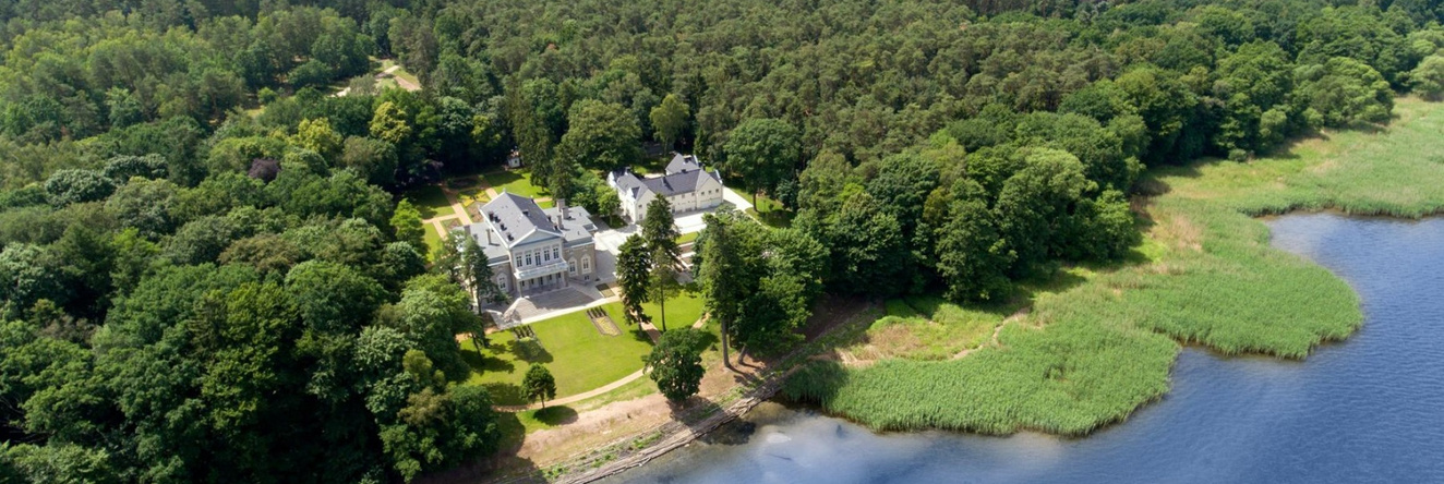 Manowce Palace, 多布拉 — 照片 1