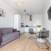 S Zahvatyvayuschim Vidom Na Most Poceluev I Park 30 let Pobedy Apartments, 克拉斯诺达尔 — 照片 3