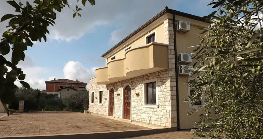Guest House Casa Oliveto, 蒙特克鲁伊 — 照片 1
