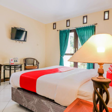 Oyo 1166 Hotel Melati 2, Батурити — фото 4