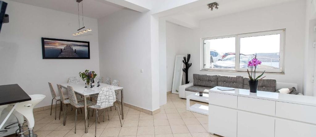 Lux Apartment, Jadranovo — photo 1