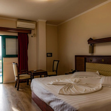 Univers Hotel, Elbasan — photo 4