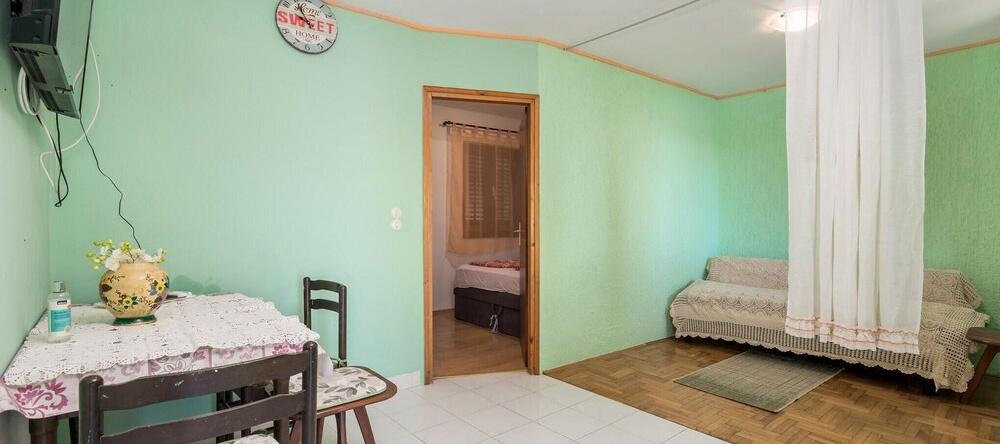 Beautiful Apartment in Senj With 1 Bedrooms and Wifi, 斯塔里格勒 — 照片 1