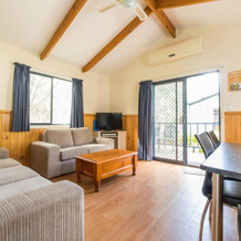 Deniliquin Riverside Caravan Park, 德尼利昆 — 照片 3