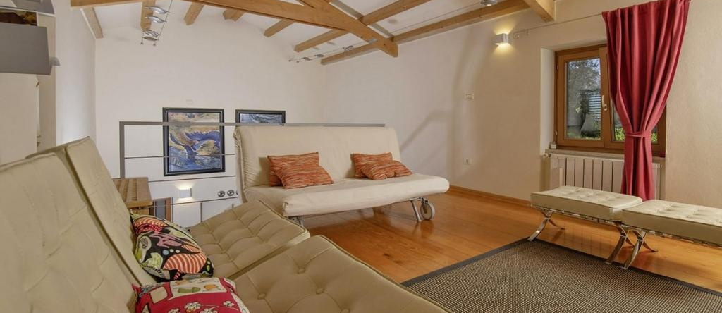 Villa Emili In Medulin - Haus Für 4-5 Personen, Медулин — фото 1