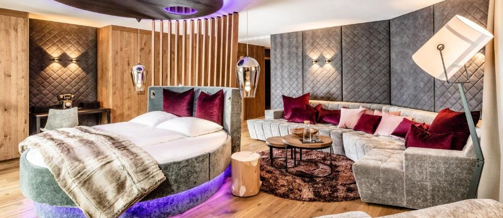 Alpin & Spa Resort Schwarzenstein, Valle Aurina — photo 1