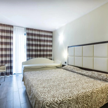 Parc Hotel, Peschiera del Garda — photo 4