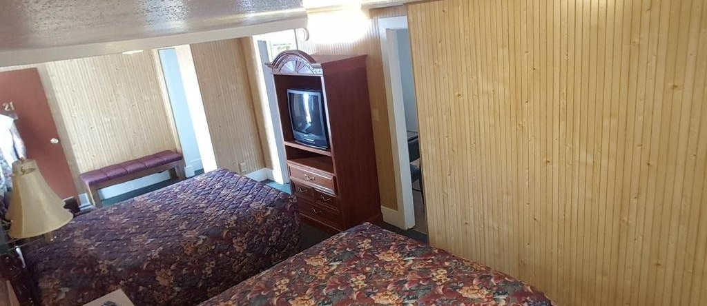 Elko Motel, 埃尔科 — 照片 1