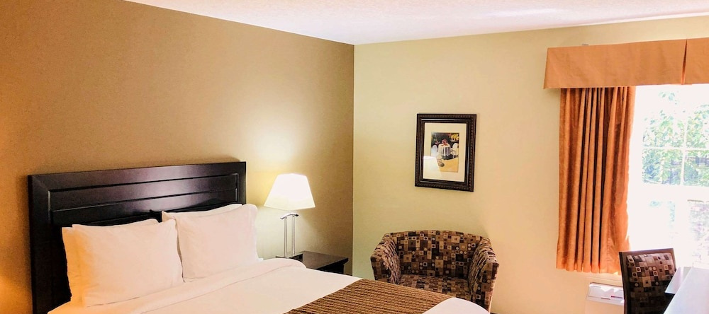 Okotoks Country Inn, Окотокс — фото 1