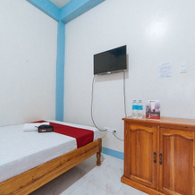 RedDoorz Near Lucap Wharf Alaminos, 阿拉米诺斯 — 照片 3