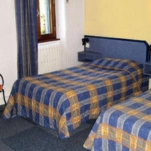 Logis Arum Hotel Restaurant, Orcines — photo 3