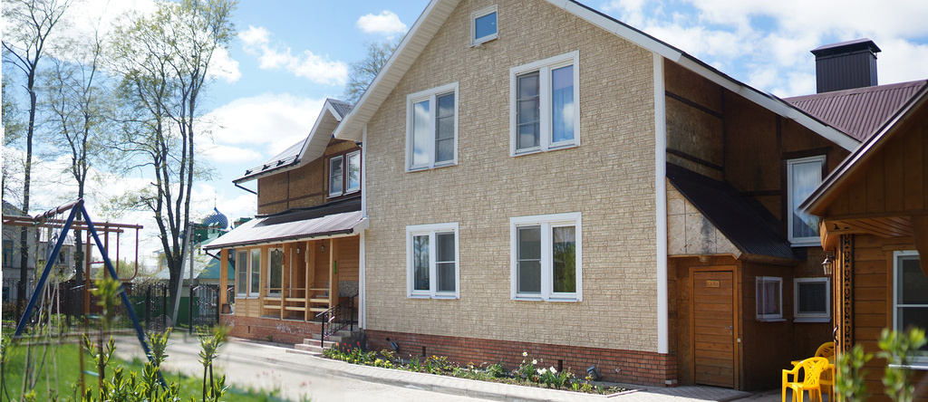 House na Grajdanskoy, 乌格利奇 — 照片 1