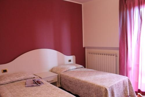 Bed  Breakfast Il Mandorlo, Чивитанова-Марке — фото 1