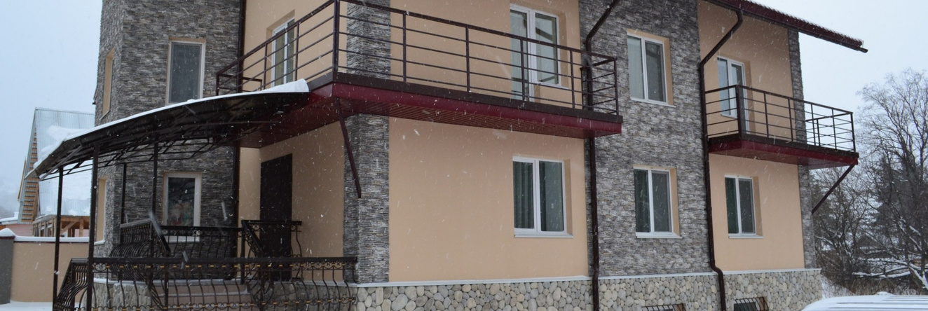 Home-Otel Podgornoe, 新阿布扎科沃 — 照片 1
