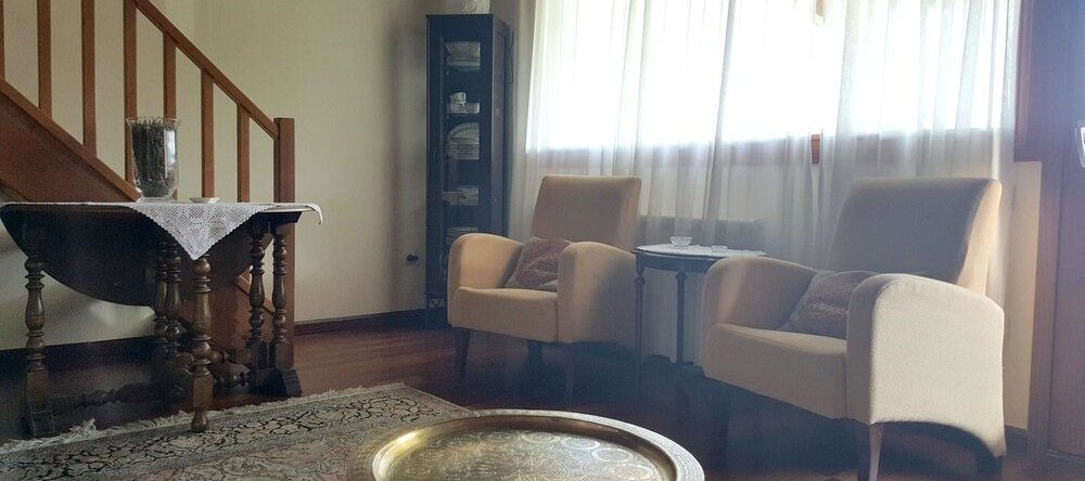 House With 3 Bedrooms in Lerida, With Furnished Garden and Wifi - 25 km From the Slopes, 蒙特费雷尔 — 照片 1