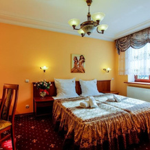 Hotel Palac Wisniewski, Piekary Slaskie — photo 4