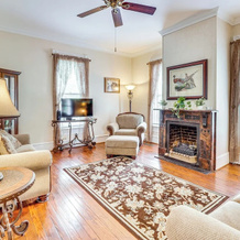 Walk to Waterfront: Downtown Elizabeth City Home!, 伊丽莎白城 — 照片 2