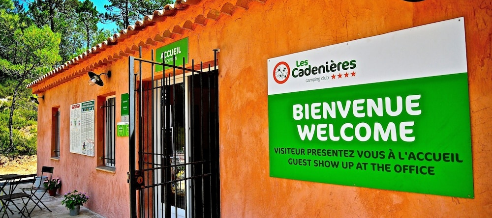 Camping Les Cadenières, 维勒克罗兹 — 照片 1