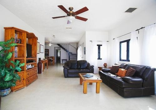 Cozumel Beach House Jasianna Jaxen Luxury Beachfront Villa Stunning Ocean Front Vacation Propety, 拉斯乌瓦斯 — 照片 1
