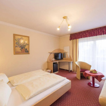 Genusshotel Almrausch, 巴特克莱因基希海姆 — 照片 4