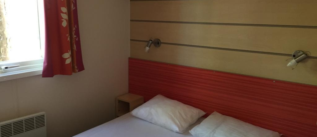 Camping la vallée de Taradeau, 塔拉多 — 照片 1
