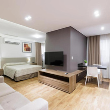 Le Village Flats e Hotel, 茹安维尔 — 照片 3