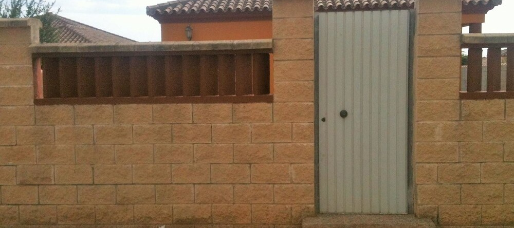 House With 2 Bedrooms in Chiclana de la Frontera, With Private Pool an, 普拉多-德尔-雷伊 — 照片 1