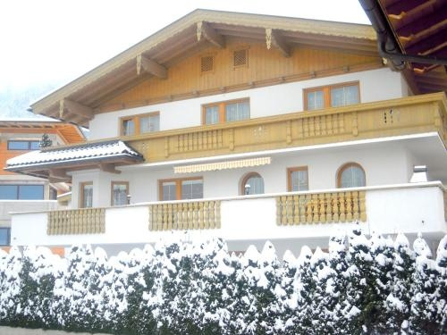 Apart Kröll, Hainzenberg — photo 1