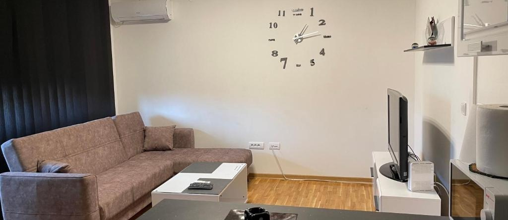 Royal Residence Apartmani, 潘切沃 — 照片 1