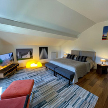 Suites & Balnéo chez l'habitant - Vue panoramique sur le Vercors, Pont-en-Royans — photo 2