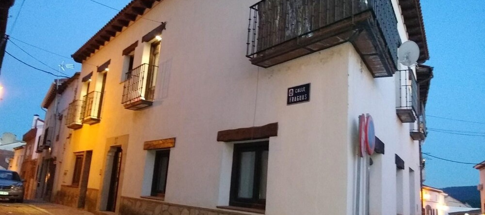 Apartment With 2 Bedrooms in San Martín de Valdeiglesias, With Wonderful Mountain View and Furnished Terrace, San Martin de Valdeiglesias — photo 1