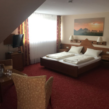 Hotel Zwei Linden - Links Der Elbe - Niedersachsen, Нордкединген — фото 2