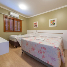 Gramado Solar Real - 2 Apts De 2 Quartos No Mesmo Prédio, Cada Um Comporta Até 7 Pessoas - Ideal Para Grupos - Central - Ideal Para Andar A Pé - Nesta Plataforma Desde Janeiro De 2015, Oferecemos Credibilidade - Seu Pet É Bem-Vindo - Garagem Coberta, Грамаду — фото 3
