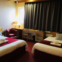 Logis Hôtel Atrium, 戈尔贝 — 照片 2