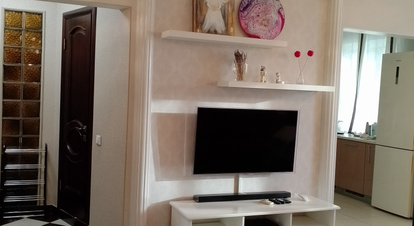 Pritomskij Klassik 2-komnatnye apartamenty naprotiv Kassacionnogo suda, ryadom s Kuzbass-Arena Flat, 克麦罗沃 — 照片 1