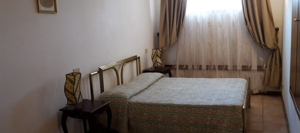 B&B Fiorella, Кастель-Гандольфо — фото 1