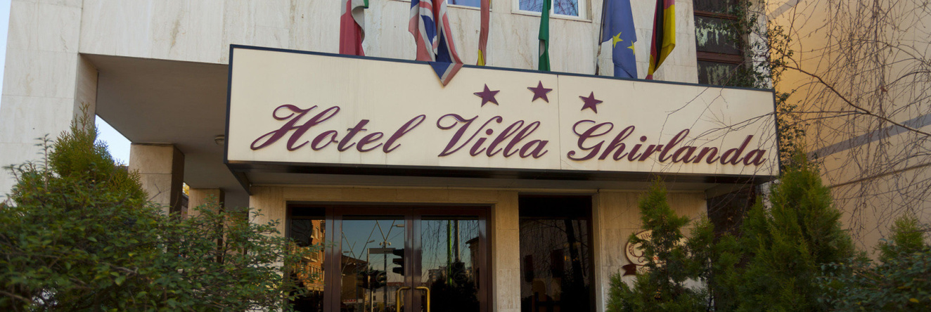 Hotel Villa Ghirlanda, 奇尼塞洛巴尔萨莫 — 照片 1