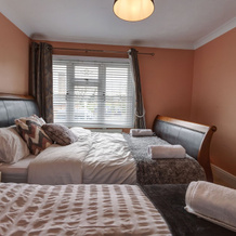 3-Bed House, Sleeps 6, Free Parking,Wifi, Базилдон — фото 2
