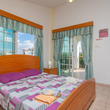Villa Iliada Large Private Pool Walk to Beach A C Wifi Car Not Required - 2143, Poli Crysochous — photo 3