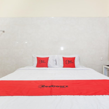 RedDoorz @ Sedati, Sidoarjo — photo 5