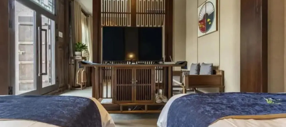 Floral Hotel Yun Jing He Yuan Haidong, Haidong — photo 1