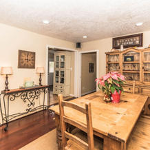 Geronimo Creek Retreat- Homestead Haus 3 Bedrooms 2 Bathrooms Cabin, Сегин — фото 2