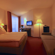 Hotel zum Loewen, 默费尔登-瓦尔多夫 — 照片 4
