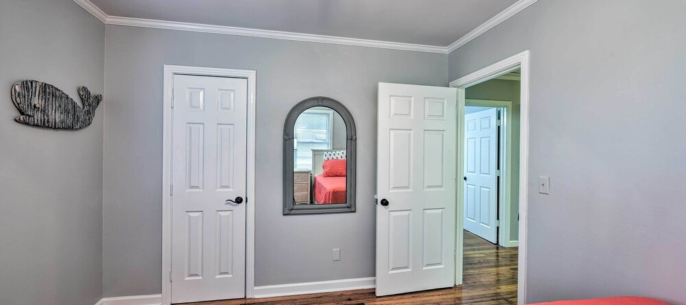 Beaufort Home W/porch, 4 Mi. From Downtown!, 博福特 — 照片 1