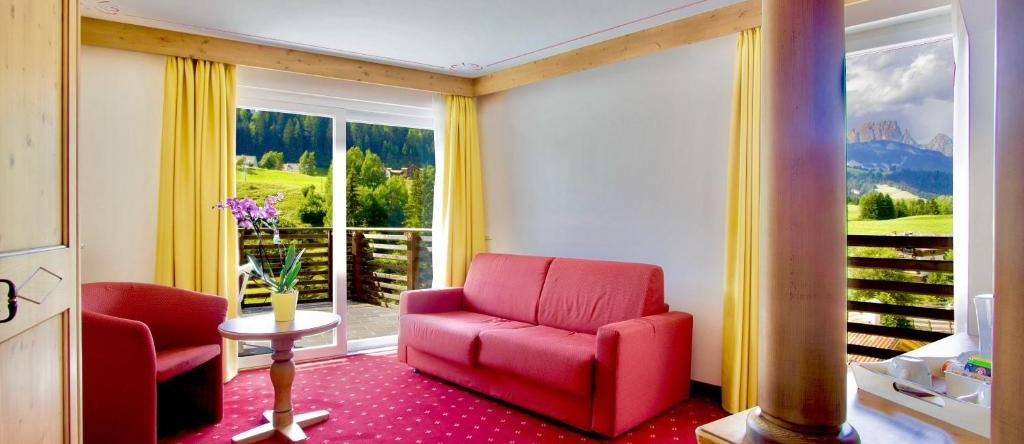 Hotel Fanes Suite e SPA, 莫埃纳 — 照片 1