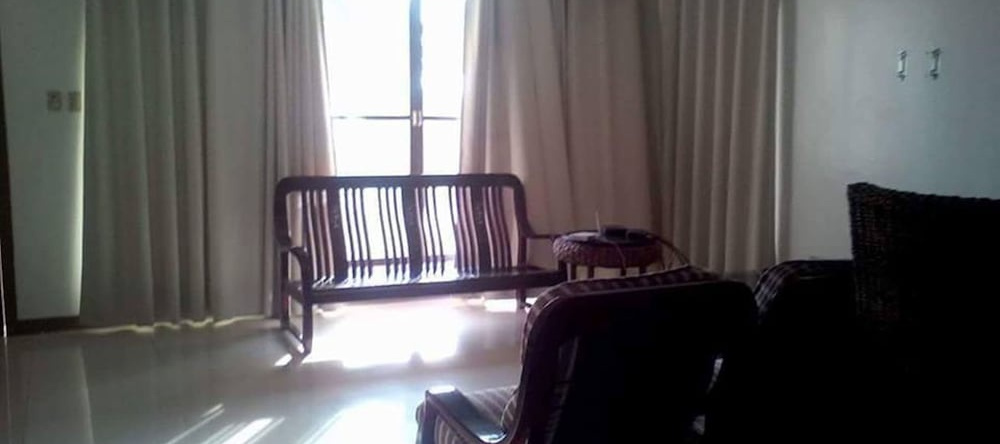 Sunset Villa, Morong — photo 1