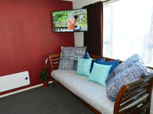 Fairway View Apartment - Motueka & Studio @14, Мотуэка — фото 1