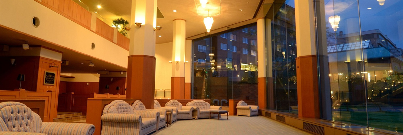 Toyako Manseikaku Hotel Lakeside Terrace, Toyako — photo 1